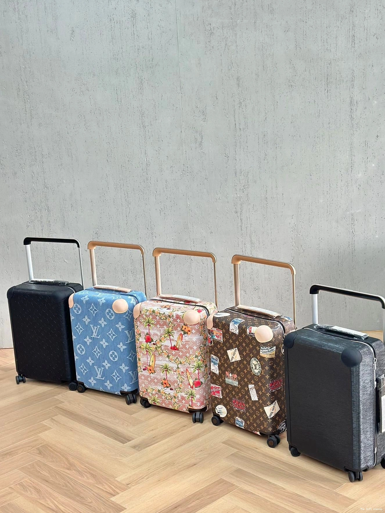CABIN HORIZON 55 PATCHES TRAVEL CUSTOM SUITCASE 37L 0817